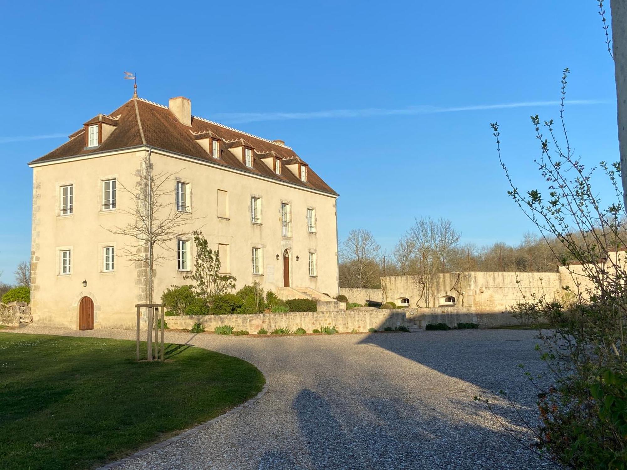 Saint-Michel-en-BrenneLe Prieure De Loups住宿加早餐旅馆 外观 照片